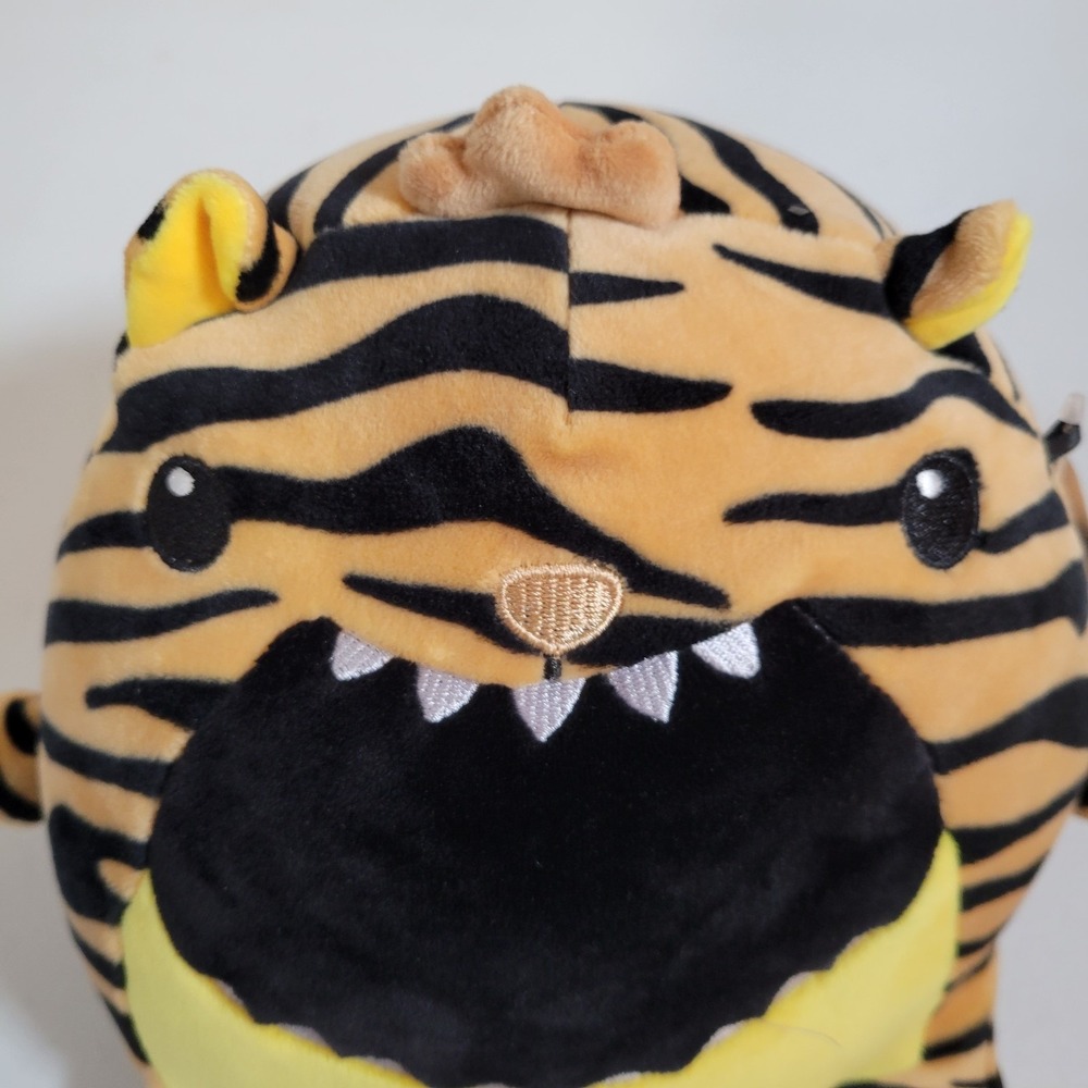 Jazwares Jungle Tiger Stuffed Animal Plush 11" x 9" New With Tag NWT 0356 - Picture 3 of 9